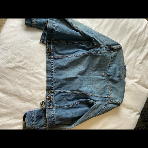 A&F Jean jacket - Picture 4 of 4